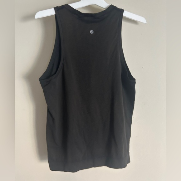 Women’s Lululemon Swiftly Breathe Muscle Tank Top - Picture 2 of 6